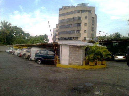 Imagen 2 de 7 de Pgm Vende Terreno En Venta Los Chorros En 2.500.000 , Superf