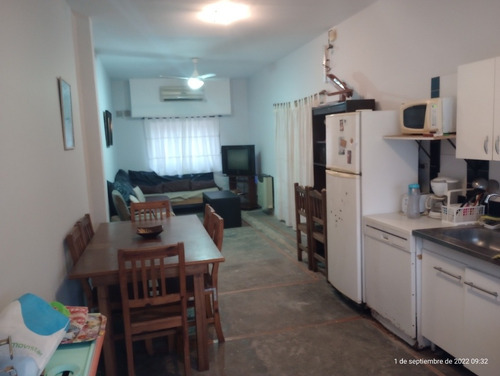 Casa En Venta Con Pileta Escucho Ofertas,financio
