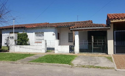 Chalet En Venta En Quilmes Oeste