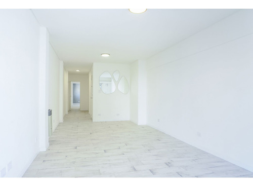 Venta. Departamento 2 Dormitorios. Reciclado A Nuevo.