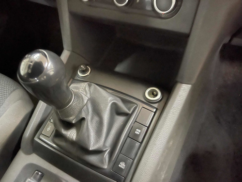 Imagen 13 de 14 de Volkswagen Amarok 2011 2.0 Cd Tdi 163cv 4x4 Startline St5