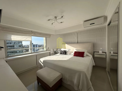 Venta De Apartamento En Roosevelt Piso Alto 2 Dormitorios Con Una Vista Espectacular. Punta Del Este. Uruguay