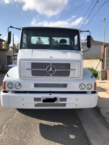 Mercedes Benz 1624