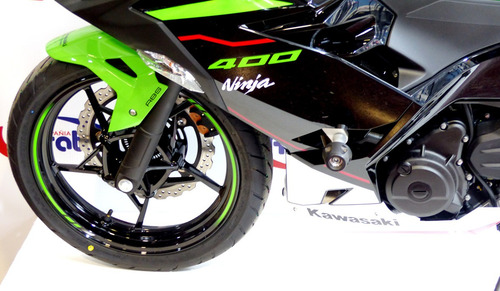 Imagen 14 de 15 de Kawasaki Ninja 400 Deportiva Pista Carenada