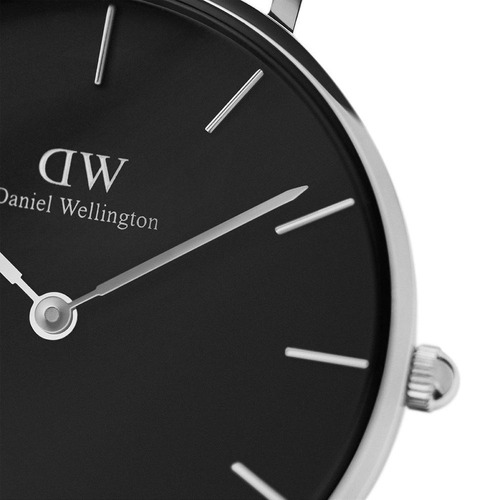Reloj Daniel Wellington Dama Petite 32mm Correa Café Bisel Acero Fondo Negro