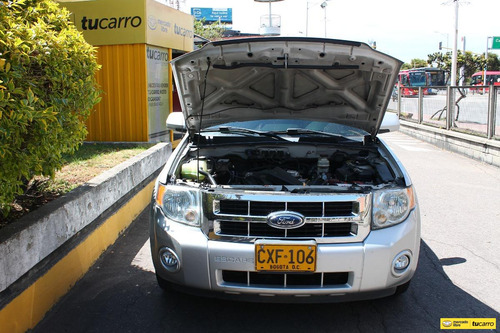 Ford Escape 3.0 XLT At 4X4