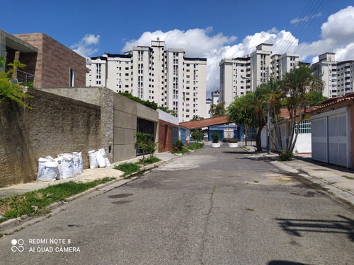 Imagen 5 de 12 de Terreno En Las Quintas, Naguanagua, Conjunto Las Quintas Del Norte. Negociable