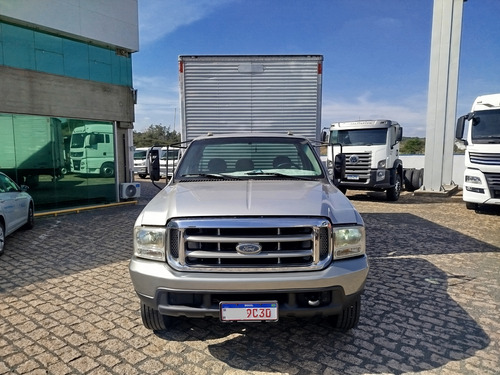 Ford F-4000 4x2 - Baú