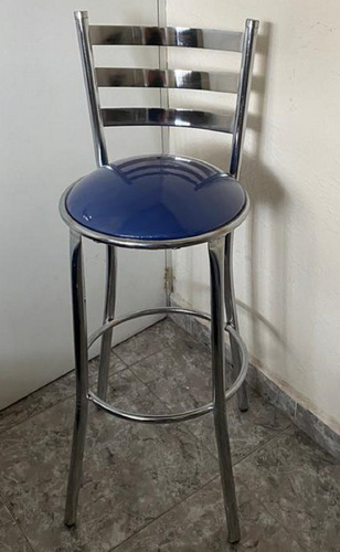 Imagen 2 de 2 de Banco Barra Restaurante Bar Reforzado Plata Economico