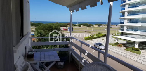 Apartamento De 2 Dormitorios A Pasos Del Mar!! Zona Brava Con Balcón Y Vista Al Mar 