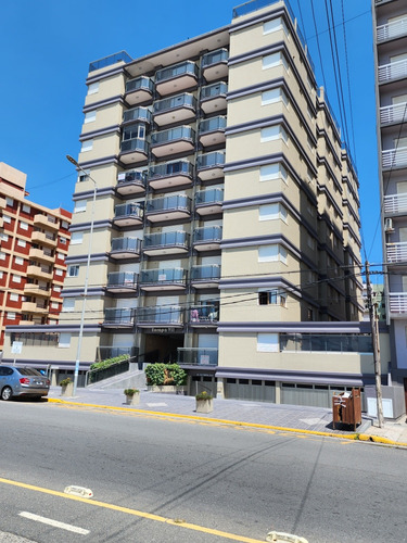 Departamento 3 Amb. Para 5 Personas Edif. Frente Al Mar Libre 2da Quincena De Abril