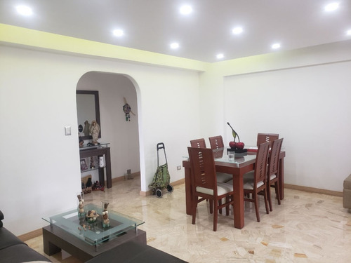 Imagen 5 de 24 de Apartamento En La Urbina Remodelado #24-5766