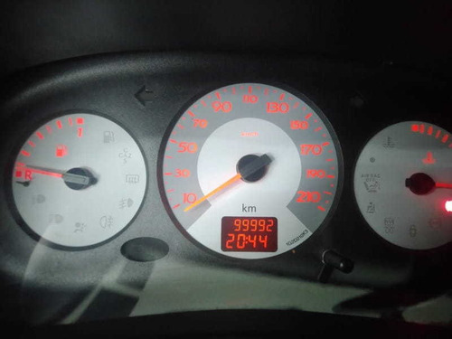 Imagem 9 de 15 de Renault Clio Cam1016vh