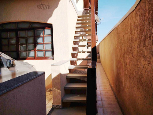 Casa À Venda Na Rua Joaquim Alvarenga, Jardim Europa, Jandira - Sp - Liv-3034