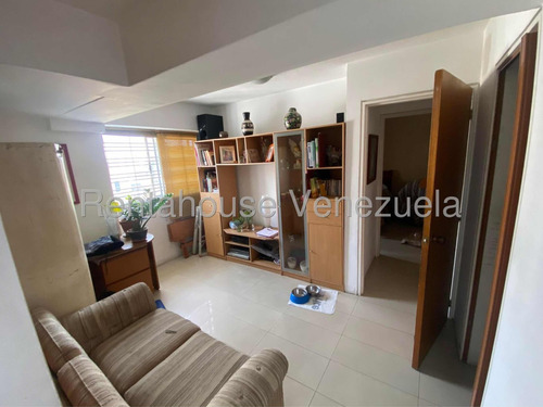 Venta De Apartamento Bello Monte 97m2 2h 3b 2p