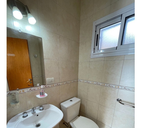 Imagen 6 de 21 de Macias 500 Esquina Canale, Adrogué - Alquiler Profesional, Ideal Consultorios / Oficinas - 135 M2