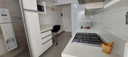 Imagen 7 de 21 de Venta - 3 Amb. Y Escritorio - Coch. - Cerrito 1500 - Retiro