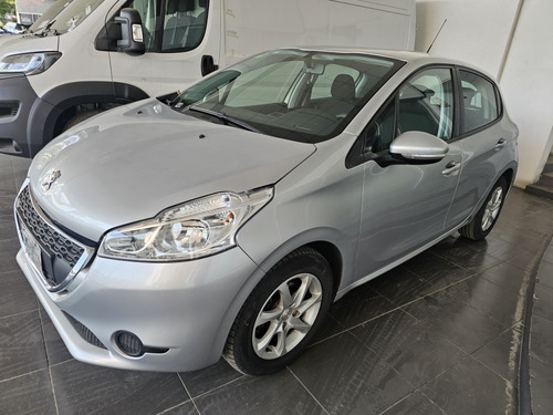 Peugeot 208 1.6 Allure Mt