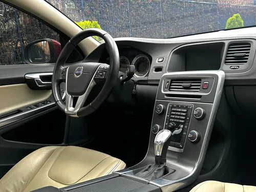 Volvo S60 2.0 T5