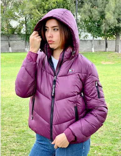 Chamarra morada mujer sale