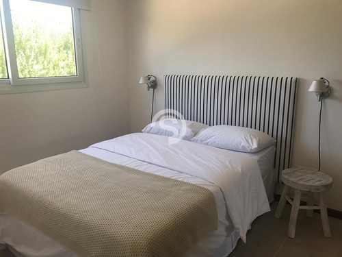 Apartamento A Estrenar En La Mansa 1 Dormitorio Con Parrillero- Ref: 3805