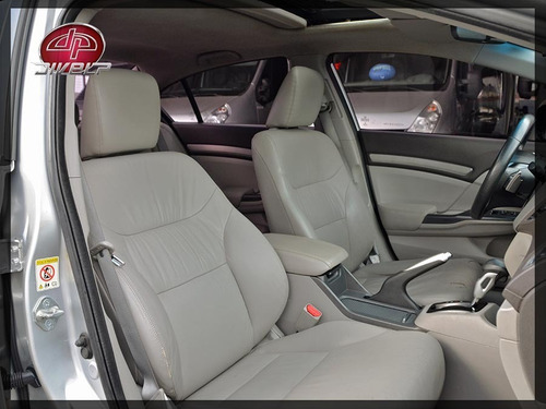 Imagem 12 de 15 de Honda Civic Exs 1.8 Com Câmbio Automático