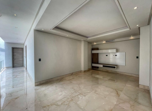 Imagen 4 de 29 de Fernando Perez Vende Penthouse A Estrenar En Terrazas Del Country Res Sibaris, Guataparo Valencia