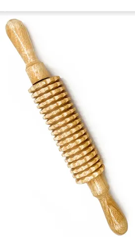 RODILLO ESTRIADO MAZORCA Relax Wood  x 1 Herramienta de maderoterapia diseñada para activar el sistema circulatorio y linfático, favoreciendo la eliminación de grasa acumulada y la relajación muscular. Su diseño estriado permite un masaje pr
