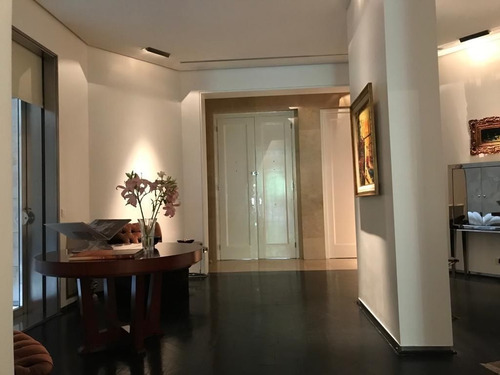 Imagen 8 de 23 de Departamento En Venta De 5 Ambientes En Recoleta