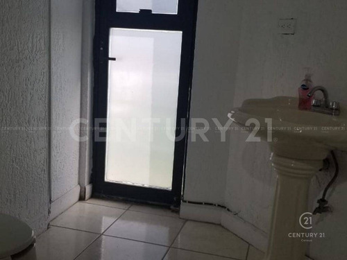Imagen 9 de 16 de Oficinas En Renta En Adición Sur Universidad