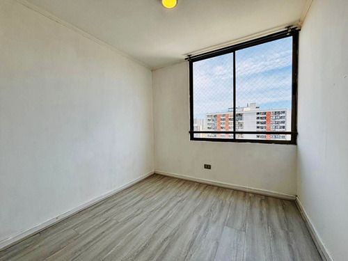 Se Vende Acogedor Depto. 3 Dormitorios+2baños. Av Perú