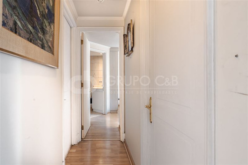 Departamento En Venta De 2 Dorm. En Ñuñoa