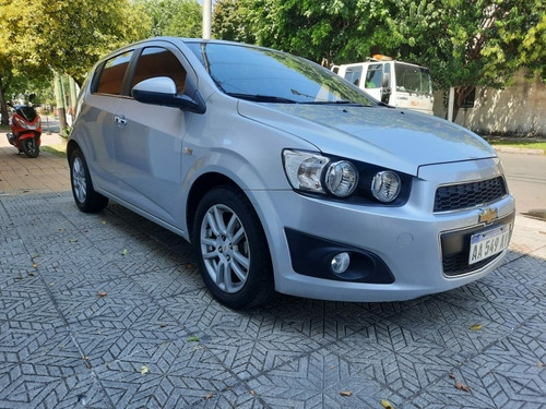 Imagen 2 de 18 de Chevrolet Sonic 2016 1.6 Ltz 5 P