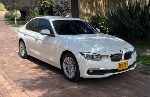 BMW Serie 3 2.0 320i F30 Luxury Line Plus