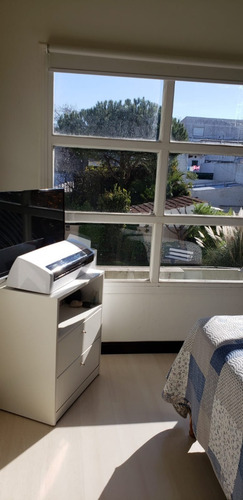 Imagen 9 de 12 de Excelente Departamento De 4 Ambientes En La Perla, De 129 M2, Con Vista Abierta