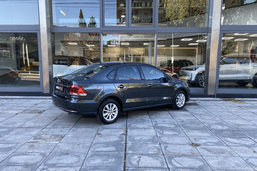 Volkswagen Polo 1.6 Comfortline Tiptronic