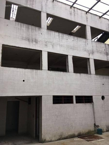 Imagen 7 de 11 de Galpón En Alquiler - Parque Patricios