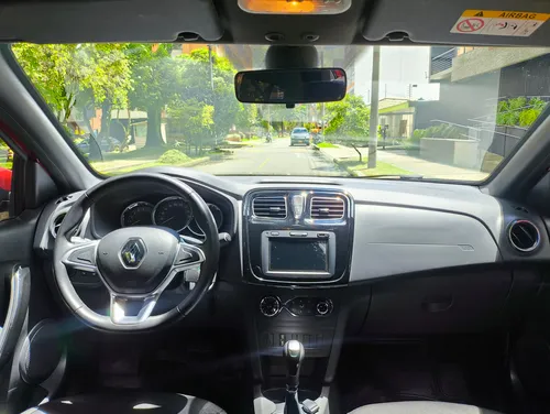Renault Stepway 1.6 Dynamique / Intens Automática