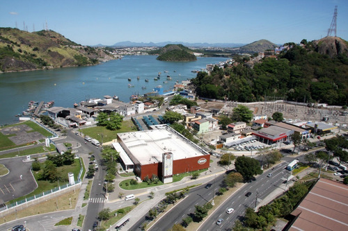 Imagem 14 de 14 de Kia Bongo Mod 2014 Carroceria Madeira Super Novo