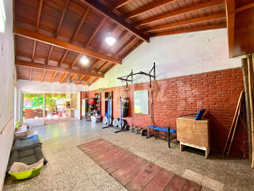 Casa 4 Amb Con Piscina - Ciudad Evita