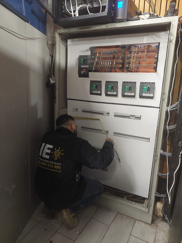 Imagen 5 de 10 de Electrcista Autorizado Cat C