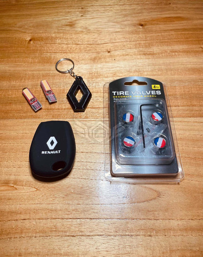 Combo Accesorios Renault Llaveros + Picos Llantas + Leds