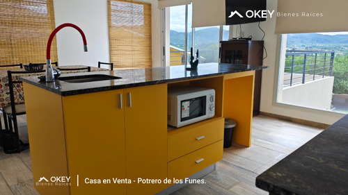 Casa En Venta En Potrero De Los Funes, Detalles De Alta Calidad