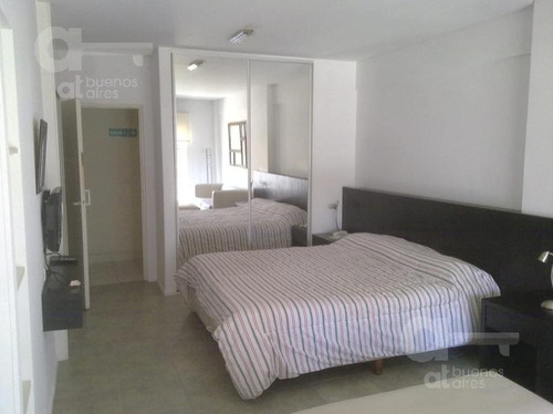 Villa Urquiza. Studio Con Amplia Terraza Y Amenities. Alquiler Temporario Sin Garantías.