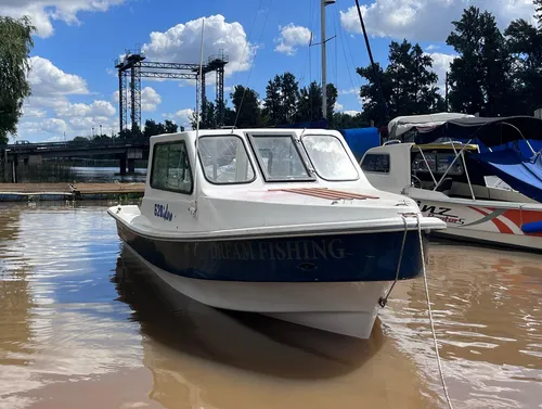 Aramendi Tracker Cabinado 620 Mercury 90 Hp 4 Tiempos