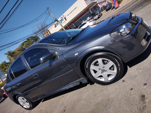 Imagem 3 de 9 de Chevrolet Astra 2009 2.0 Advantage Flex Power 5p 121 Hp