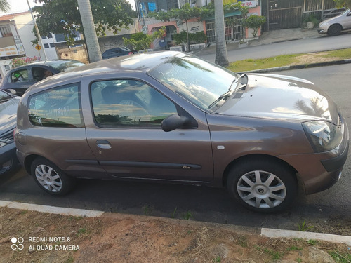 Renault Clio 2006 1.0 8v Expression 3p