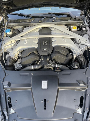 Imagen 10 de 13 de Aston Martin Db9 Carbon