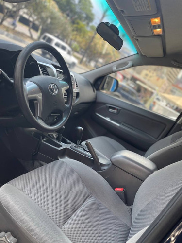 Imagen 8 de 12 de Toyota Hilux Kavak