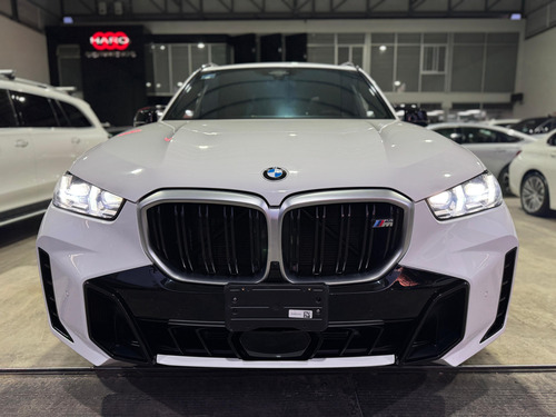 BMW X5 4.4 V8 M60I
